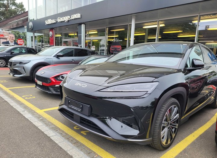 Der chinesische Autobauer BYD legt in der Schweiz ein rasantes Wachstum hin.