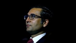 Iqbal Khan: Der Bankwechsler muss jetzt Ergebnisse liefern – schnell.