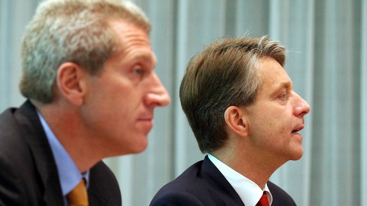 Raiffeisen-Chef Pierin Vincenz (l.) und Vontobel-Präsident Herbert Scheidt. Keystone