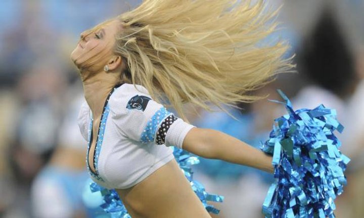 cheerleader-09-carolina-panthers.jpg