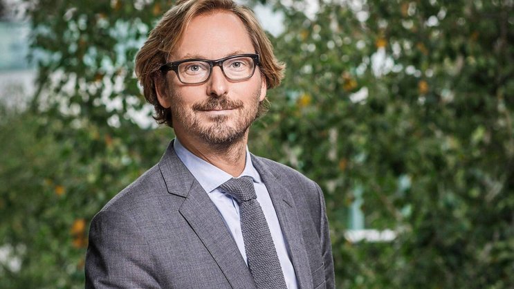 Nicolas Bos wurde zum CEO hochgestuft.