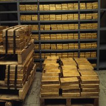 Grossabnehmer: Seit die USA die russischen Dollarreserven eingefroren haben, tauschen Notenbanken aus den Emerging Markets im grossen Stil Dollar gegen Gold. Auch die Handelsbilanzen werden zunehmend mit Gold ausgeglichen. Die De-Dollarisierung dürfte anhalten.