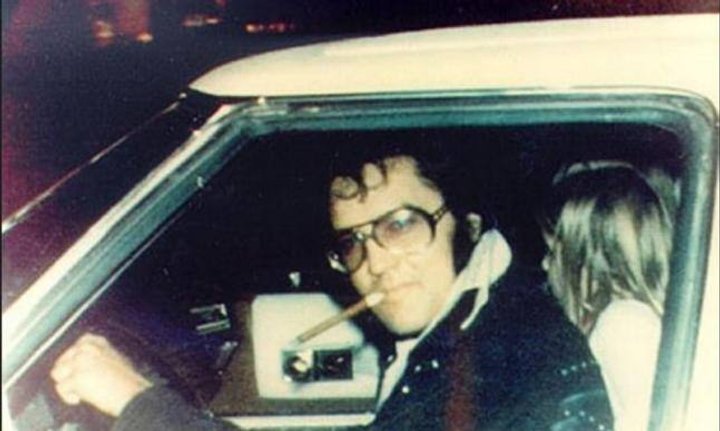 elvis_presley_2.jpg