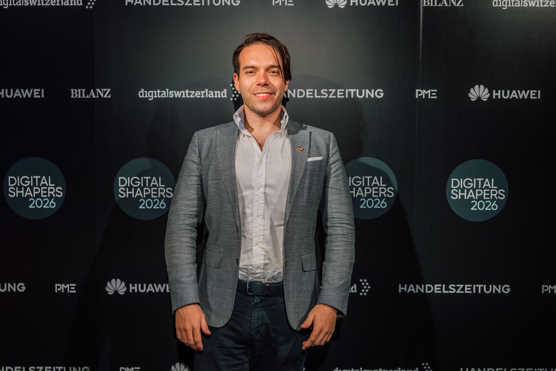 Tech-Experte: Bevor er ­MindGuard gründete, war ­Benjamin Bargetzi beim WEF, bei Google und Amazon tätig. Im März 2026 wurde er von der BILANZ zum Digital Shaper gekürt.