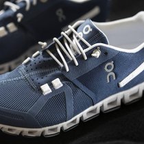 On ist vor allem für seine Laufschuhe bekannt.