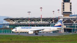 Pilotinnen und Piloten setzen den Flughafen Basel auf den zweitletzten Platz im Ranking.