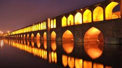 Khaju-Brücke in Isfahan: Bald ein Magnet für westliche Touristen?    Reza Pourhaji/Wikimedia