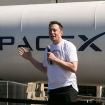 Elon Musk will mit seinem Raumfahrtunternehmen Space X an der Börse die nächste Rakete zünden.