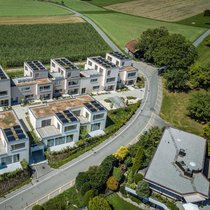Die Überbauung Tschampani wurde im Spätsommer 2021 fertiggestellt. Der Auftrag kostete 14,75 Millionen Franken.