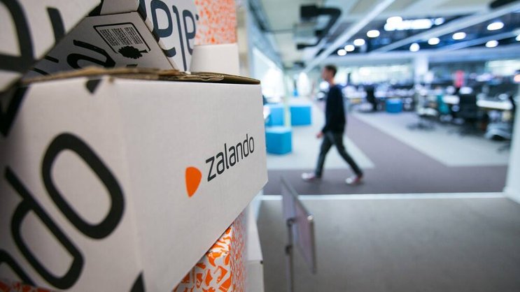 Pakete von Zalando: Im dritten Jahr in der Schweiz. Bloomberg