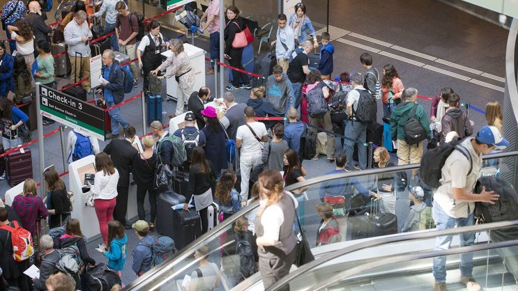 Grossandrang am Flughafen Zürich: Flugscham?