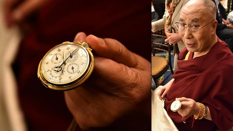 Tenzin Gyatso mit seiner Patek Philippe: Die Schweizer Uhr begleitet ihn seit 70 Jahren. Patrick Leahy