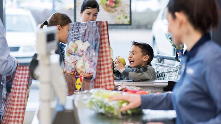 Lidl Schweiz hat vor zehn Jahren die ersten Filialen eröffnet.