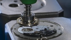 Uhrwerk aus einer Manufaktur der Swatch Group.