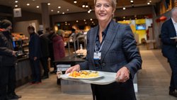 Nach Trump-Tirade ins Migros-Restaurant: Bundesrätin Karin Keller-Sutter.