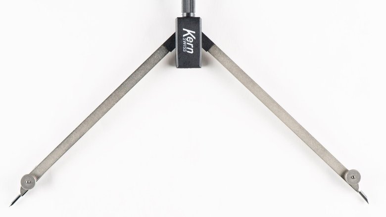 Ein Zirkel der Marke Kern findet sich wohl auch heute noch in den meisten Schultheks in der Schweiz.