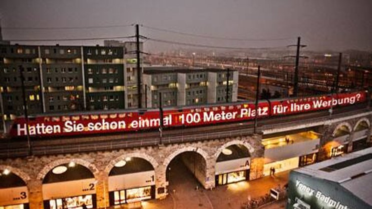 Der Kluge wirbt auf dem Zuge. So stellen es sich die SBB vor, die jetzt erstmals ganze Züge für Werbung freigeben.