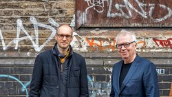 Der Protégé und der Mentor: Simon Kretz (l.) und David Chipperfield.