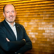 Roman Kunz, Geschäftsleiter der Appenzeller Versicherungen, setzt auf den persönlichen Kontakt mit den Versicherten statt auf anonyme Formulare.