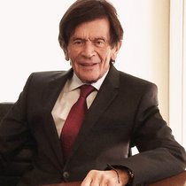Hugo Tschirky ist am 10. Oktober 2020 verstorben.