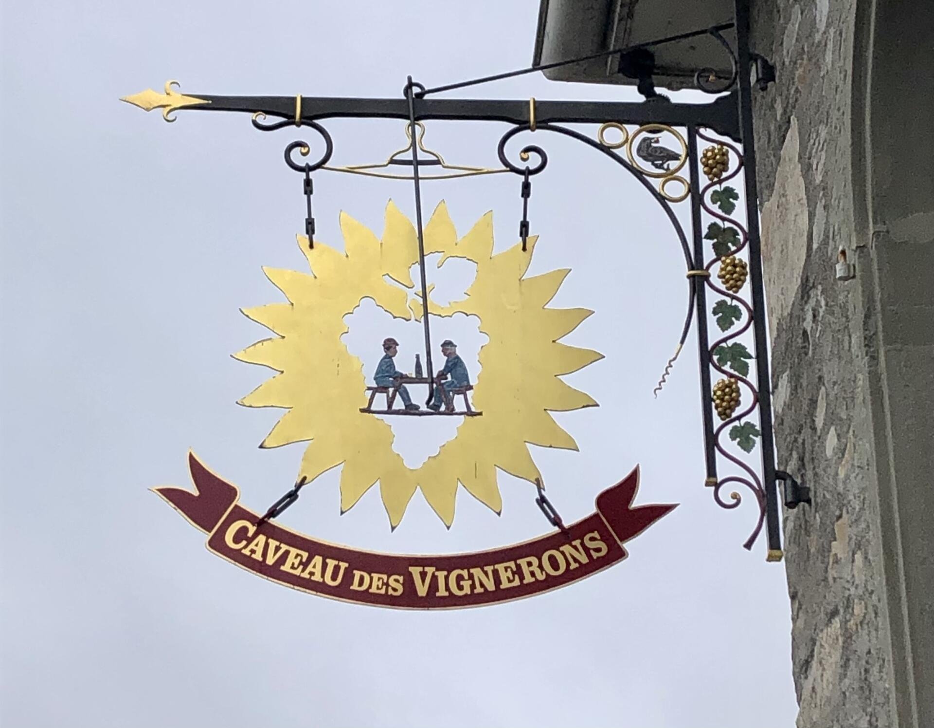 Im Caveau von Cully und in den Restaurants des Städtchens probiert man nicht nur exzellente Chasselas, sondern auch den raren Plant Robert.