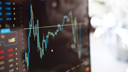 Börsenkurs: Der breite Markt hat, gemessen am Swiss Performance Index (SPI), in den Wochen ab dem 20. März um 8 Prozent zugelegt - ein Zeichen dafür, dass die Investoren wieder mutiger geworden sind.