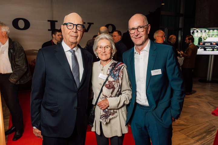 Klaus Schwab, Gründer World Economic Forum; Hilde Schwab, Ehefrau von Klaus Schwab; Franz Egle, Dynamics Group AG.