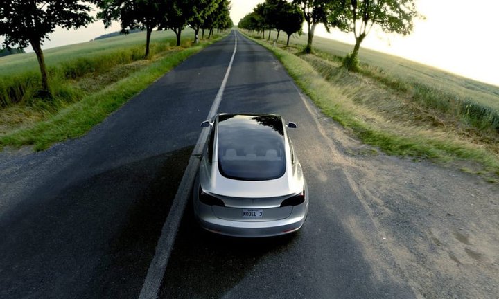 tesla-model-3.jpg