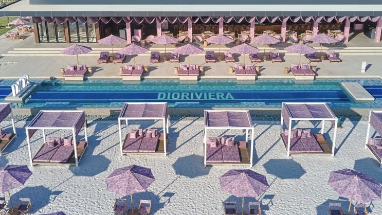 Nur Rares ist Wahres: Der Pop-up-Beach-Club von Dior an der Shellona Beach in Saint-Tropez.