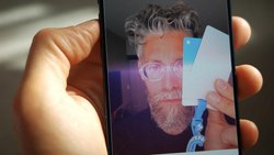 Markieren, antippen, weg: Mit Clean Up entfernt das iPhone Objekte aus dem Bild. Blick-Digitalredaktor Tobias Bolzern testete die neuen KI-Funktionen an eigenen Bildern.