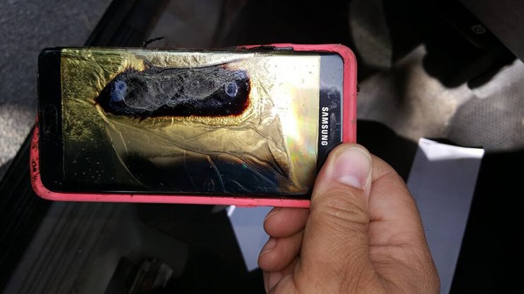Feuer gefangen: Beim Samsung Galaxy Note 7 besteht Brandgefahr. Keystone