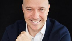 Sylvain Dolla im Interview über die Marke Tissot, die der Uhrenkrise trotzt.