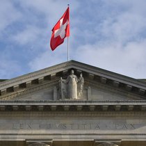 Bundesgericht in Lausanne: Die Selbstbestimmungsinitiative will durchsetzen, dass die Schweizer Verfassung im Konfliktfall über internationalem Recht steht.
