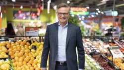 Migros-Chef Mario Irminger ist überzeugt: Wenn man das Schweizer Online-Supermarktgeschäft richtig und in Gänze betrachtet, ist die Migros-Gruppe weiterhin die Nummer eins.
