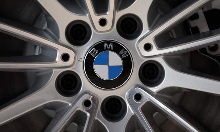 bmw-logo.jpg