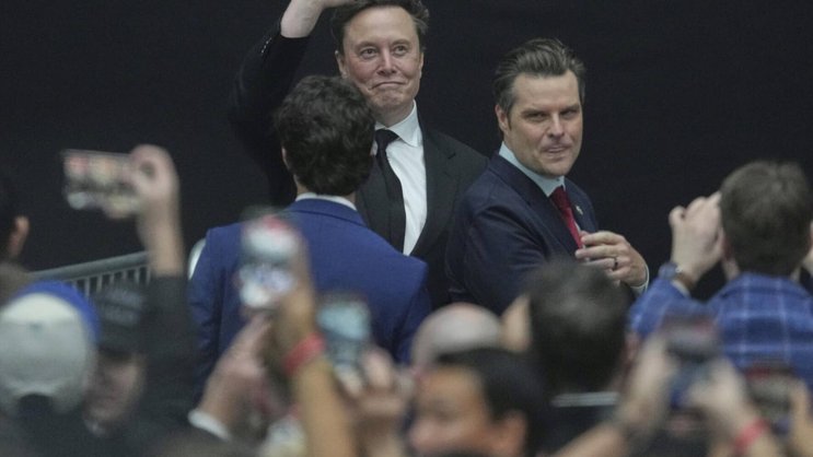 Elon Musk, der reichste Mensch der Welt, schafft die wertvollste Privatfirma der Welt.