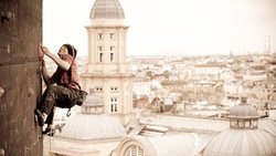Mit Events zum Umsatz: Mammut erklimmt Berge – notfalls auch mal mitten in der Stadt.