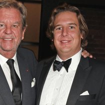 Vater und Sohn: Anton (rechts) und Johann Rupert an einer Gala der Uhrenmarke IWC.
