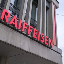 Raiffeisen erleidet für 2025 einen Rückgang des Gewinns.