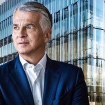 NEO-PRÄSIDENT: Vor einem Jahr trat er als UBSChef ab, seit April leitet er den VR der Swiss Re: Sergio Ermotti.