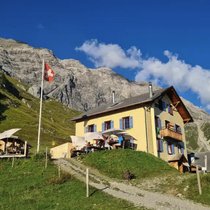 Die Schesaplanahütte vom SAC ob Seewis GR wird verkauft.