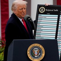 Donald Trump zündete am sogenannten Liberation Day ein Zollfeuerwerk.
