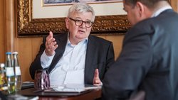 Joschka Fischer im Gespräch mit der BILANZ.