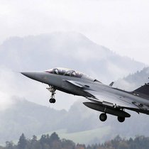 Spätestens 2025 soll der Kampfjet Gripen seine Kreise über der Schweiz ziehen.  Keystone