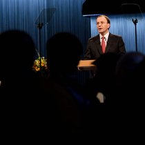 Gefordert: Mark Schneider muss den Tanker drehen.
