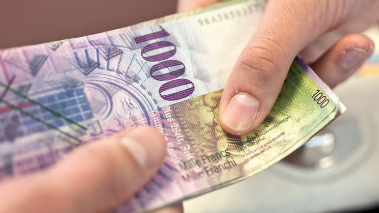 Weniger Boni: In der Bankenbranche hat das Umdenken begonnen. (Bild: Keystone)