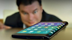 Das Samsung Galaxy Note Edge im Crash Test.