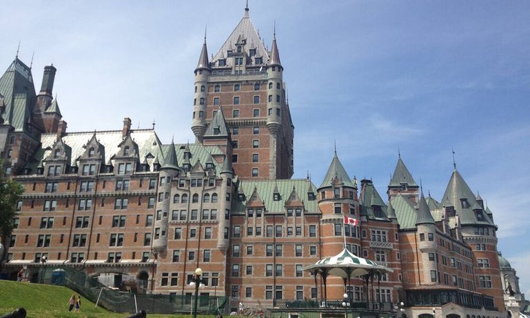 23.quebec_neverbutterfly.jpg