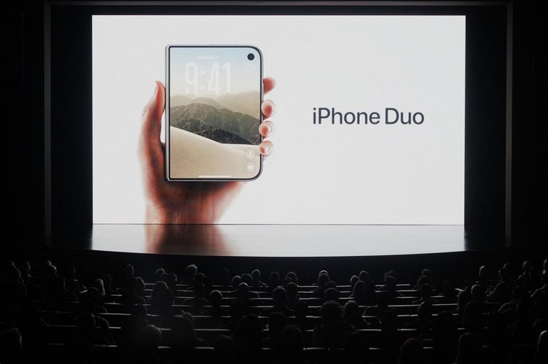 U.S.-CALIFORNIA-CUPERTINO-APPLE-IPHONE DUO-LAUNCH EVENT
