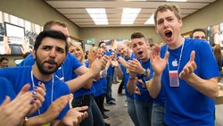 Eröffnung des Apple-Geschäfts in Basel 2014: Schweizer sind Kunden erster Stunde.  Keystone